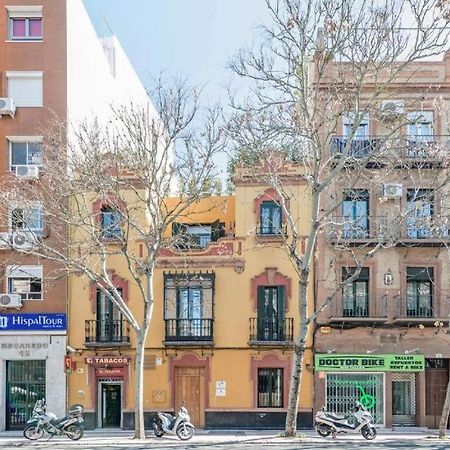 Recaredo Apartments Sevilla Bagian luar foto
