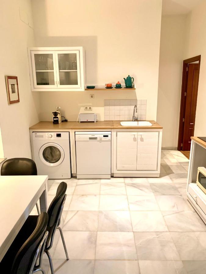 Recaredo Apartments Sevilla Bagian luar foto